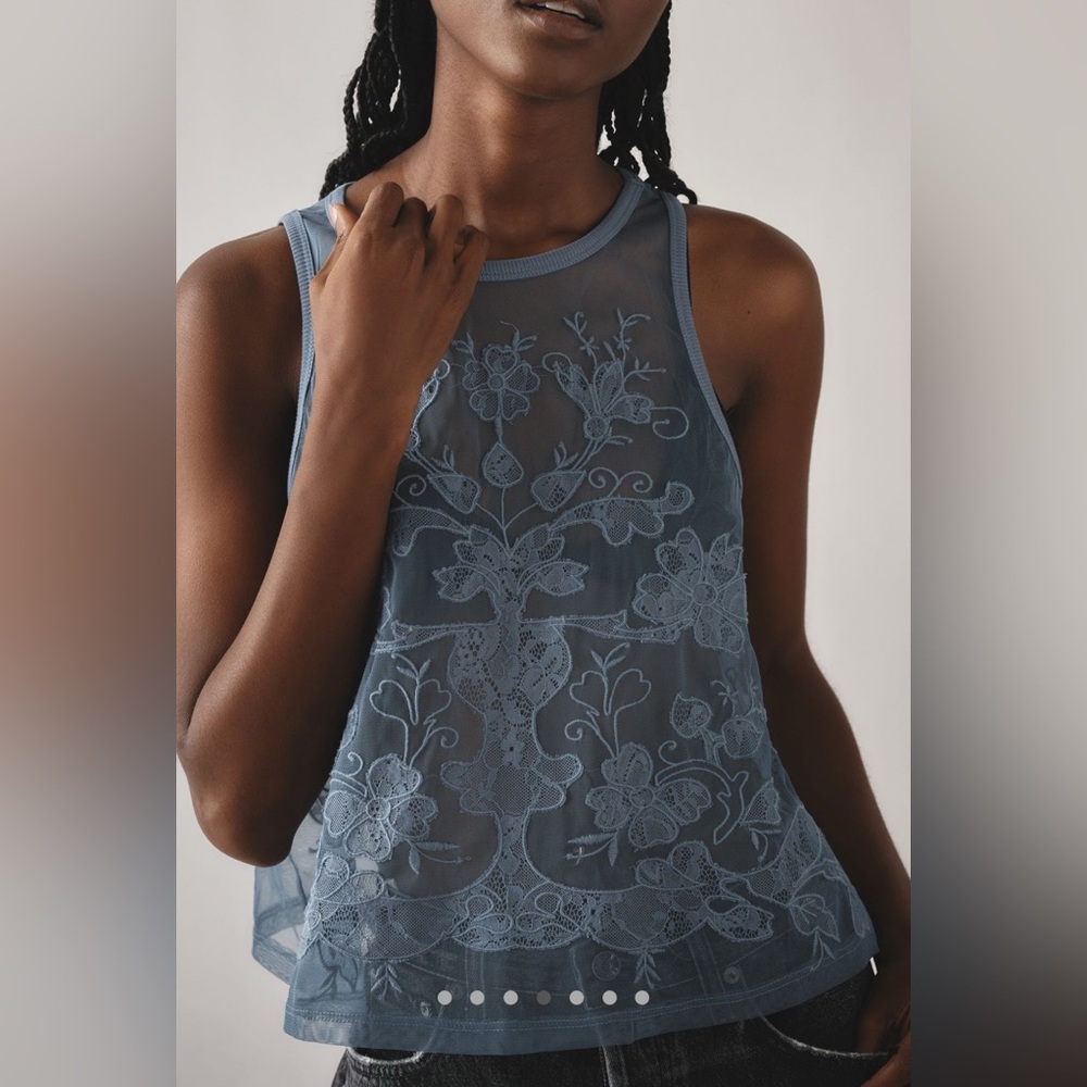 ✨Anthropologie Mesh Appliqué Top XXS✨